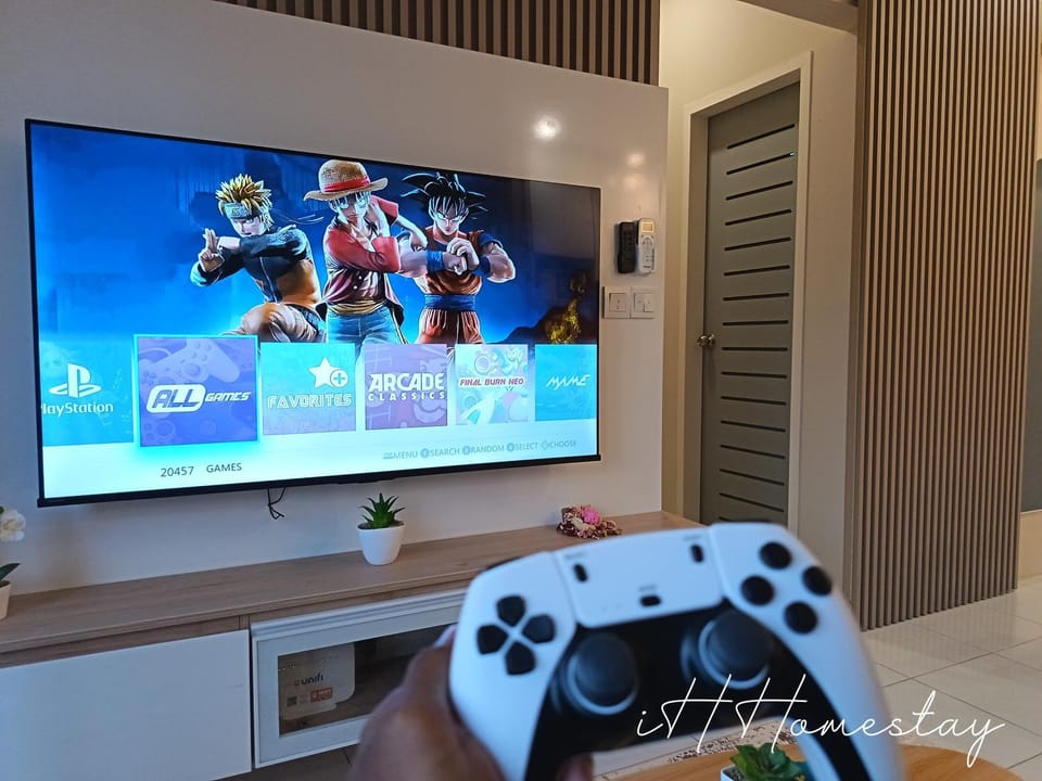 Communal lounge/ TV room, TV and multimedia, Evening entertainment