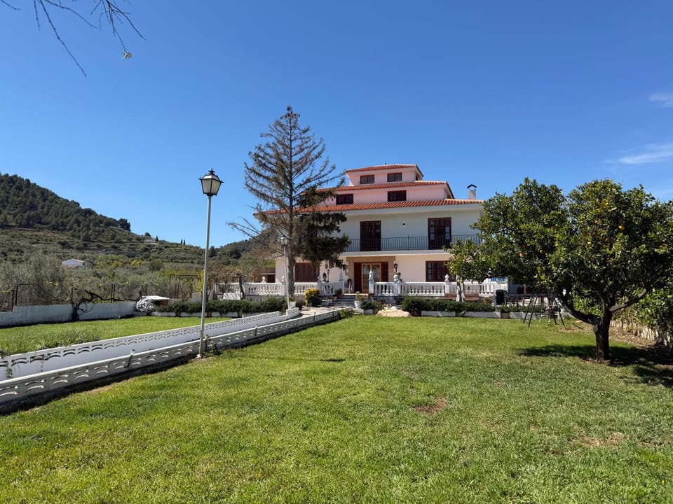 Property building, Lobby or reception