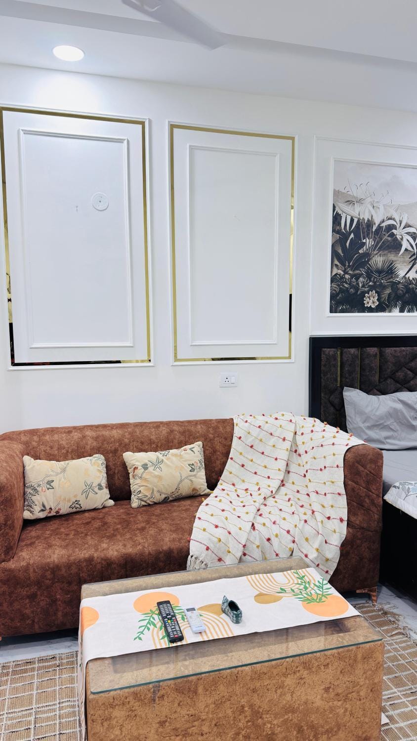 Fusion ufaria Mall Apartment in Noida