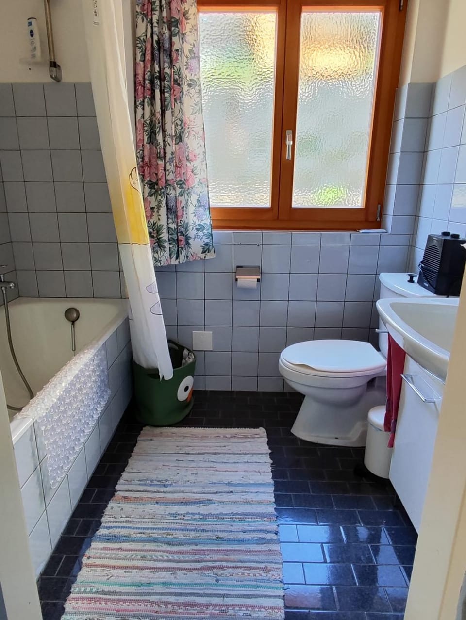 Bathroom, Bath