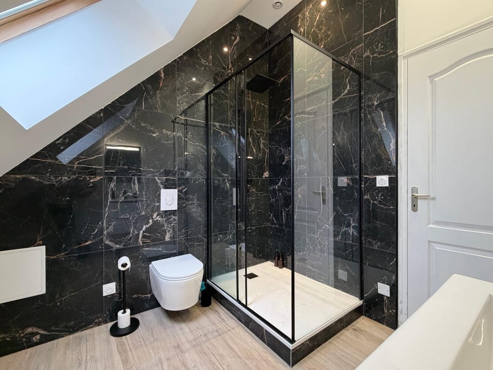 Toilet, Bathroom