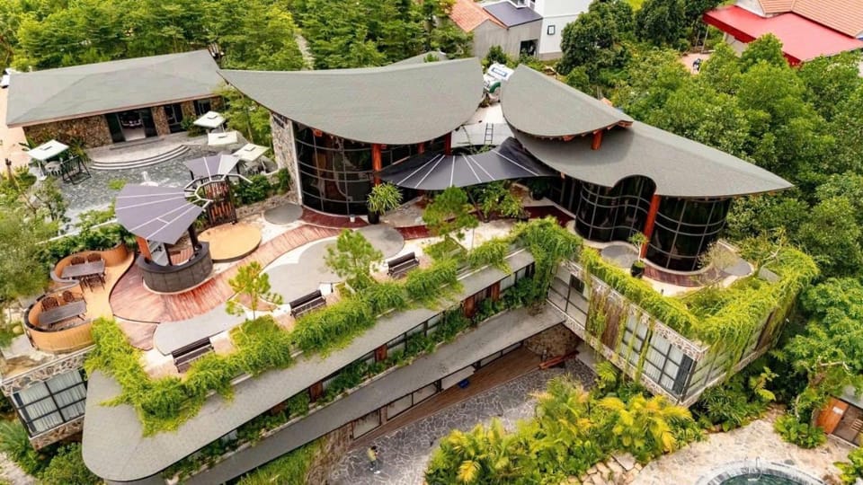 Khu nghỉ dưỡng Lê Gia villa Campground/ 
RV Resort in Hanoi