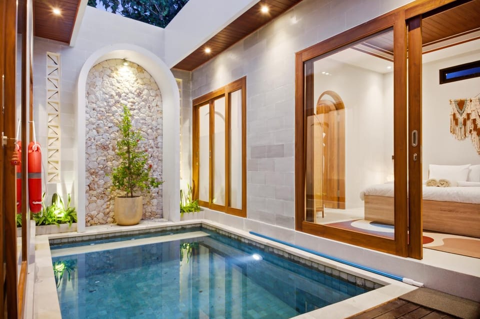 Pool view, Swimming pool
