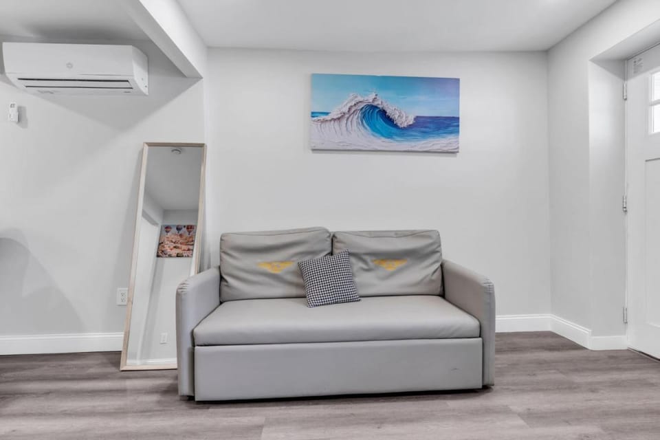 2BR Parking Walk to Beach Modern Seaside Heights Retreat Apartment in Seaside Heights