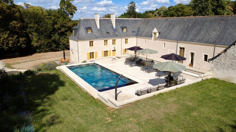 Property building, Swimming pool