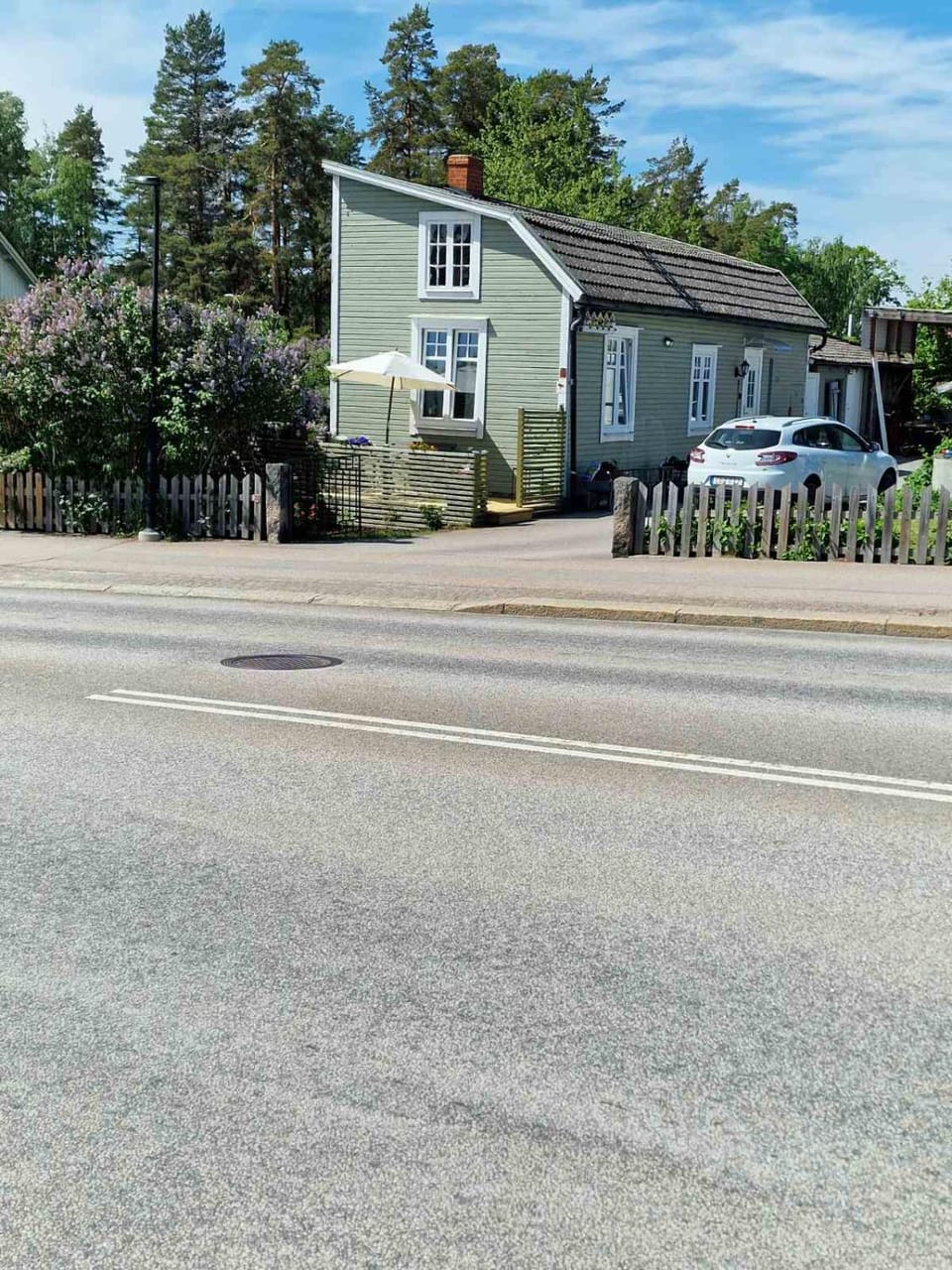 Gästhus i centrala Nybro i anslutning till boningshuset Apartment in Kalmar County, Sweden
