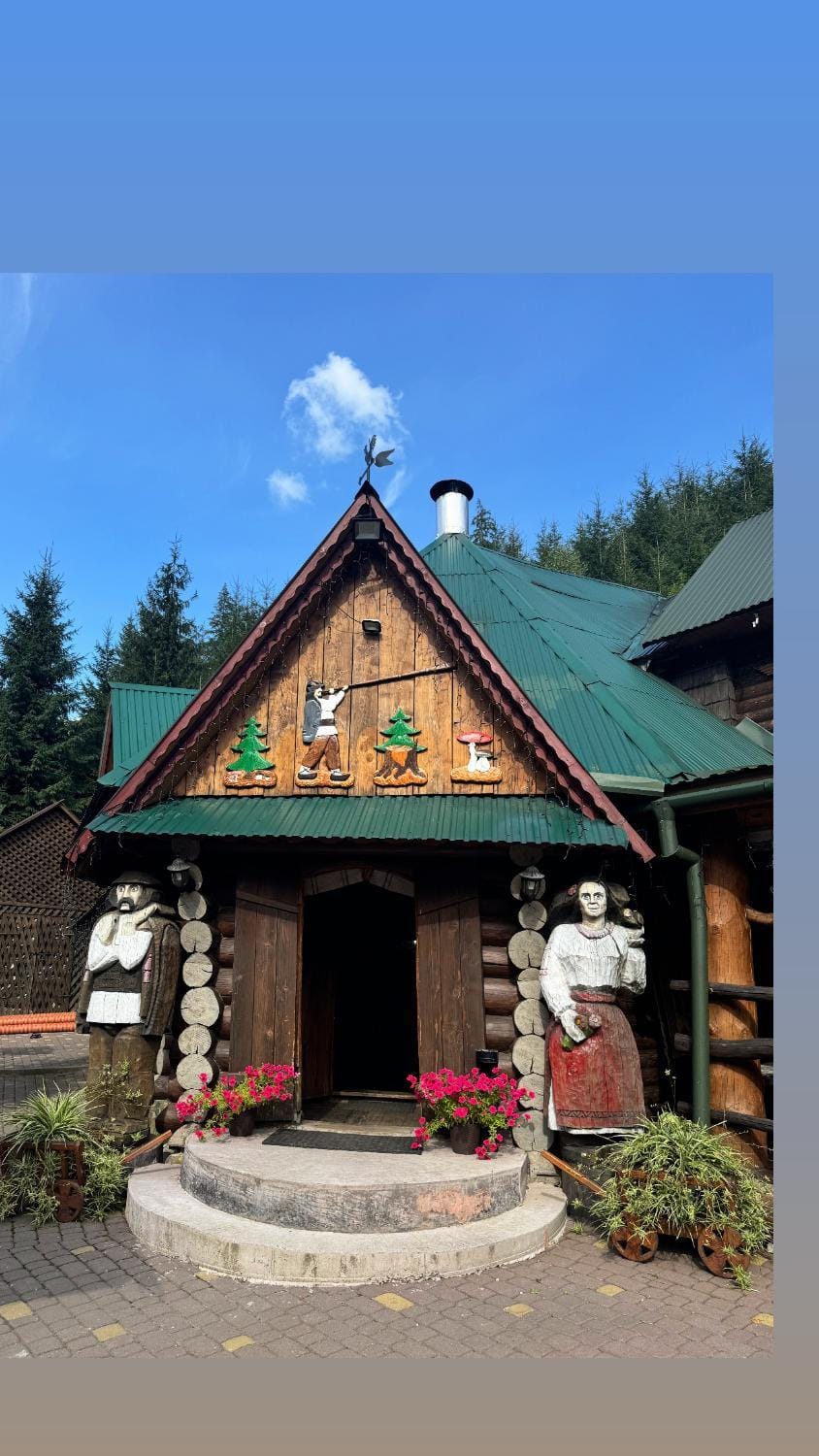 Затишок біля Синевиру Hotel in Ukraine
