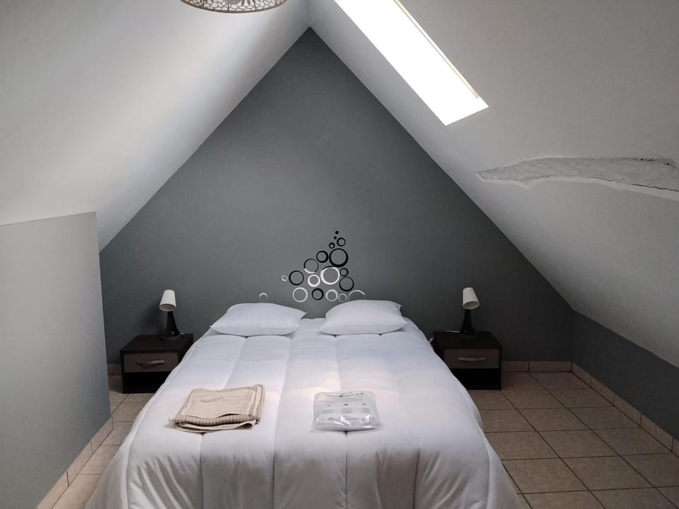 Yapas House in Pays de la Loire