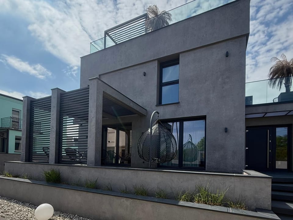 Palm Residence Luxury Gdynia Villa in Pomeranian Voivodeship
