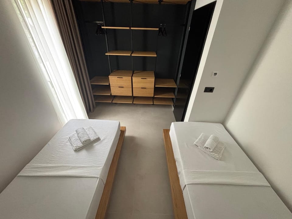 MaLaMi Apartments Apartment in Okrug Gornji