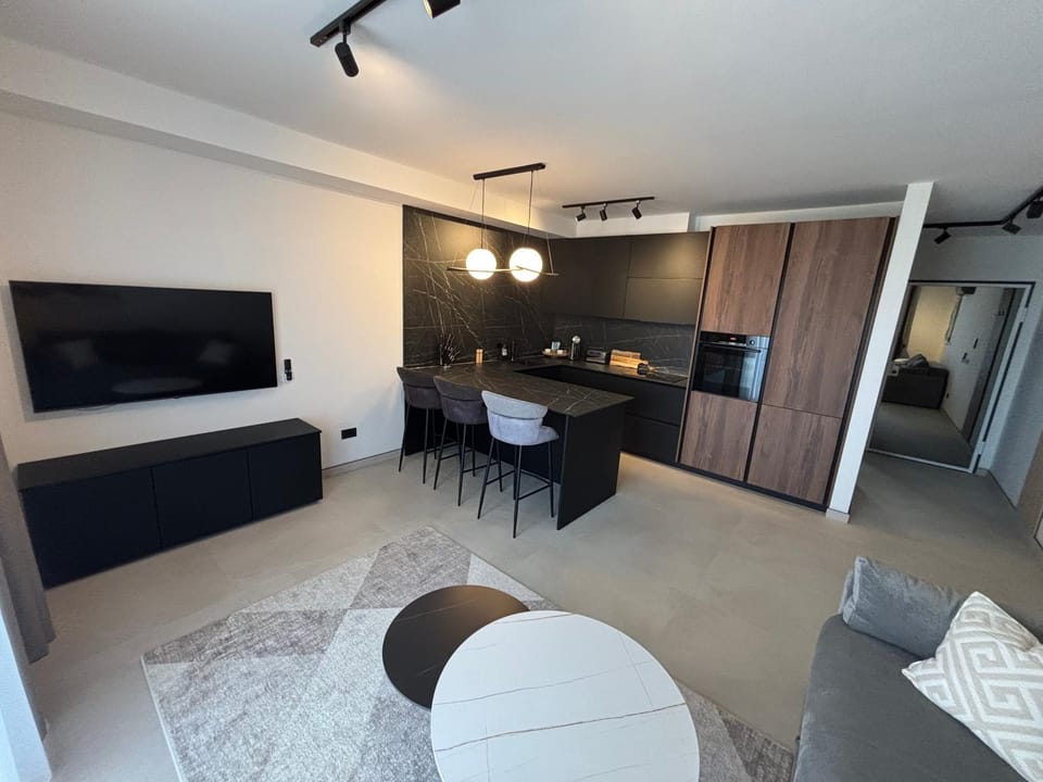 MaLaMi Apartments Apartment in Okrug Gornji