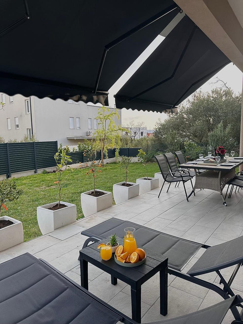 Garden, Garden view, sunbed