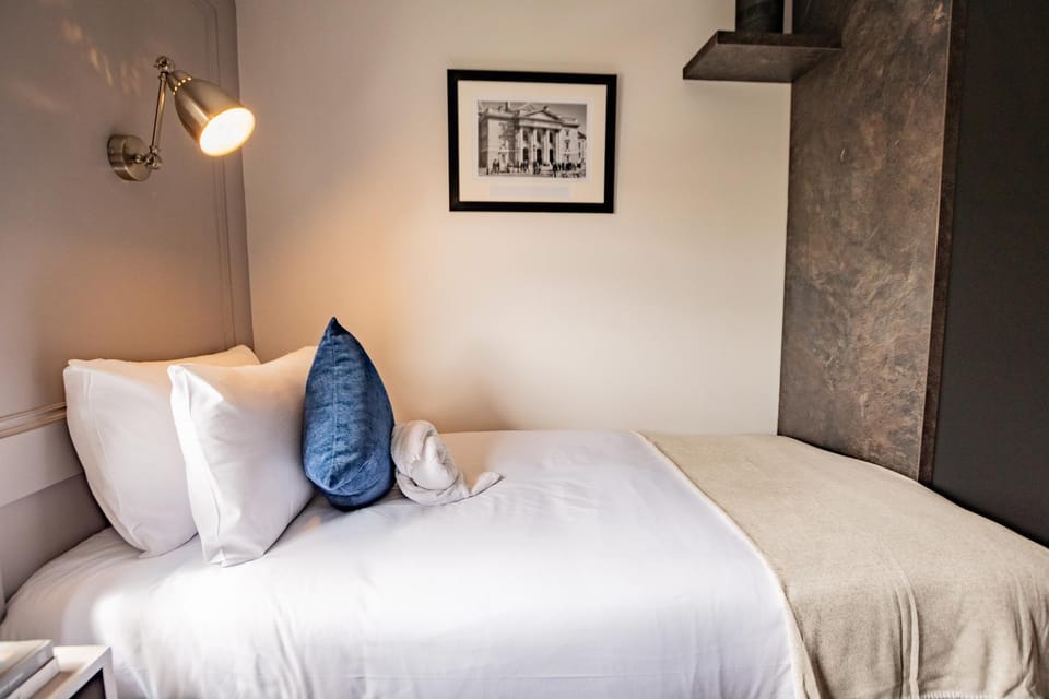 Cozy Suite in Rathmines, Walk to City Centre Apartment in Dublin