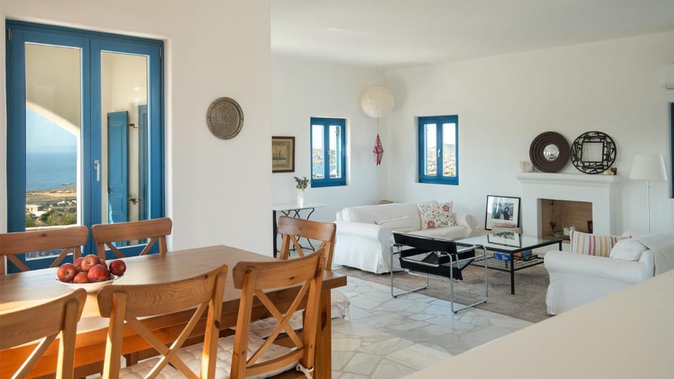 Thymári House Villa in Paros
