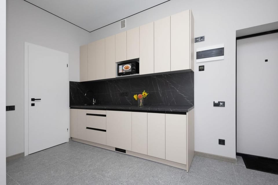 Уютные апартаменты люкс в отеле рядом Мечникова свет всегда центр Apartment in Dnipro