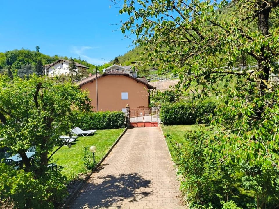 Garden, Garden view
