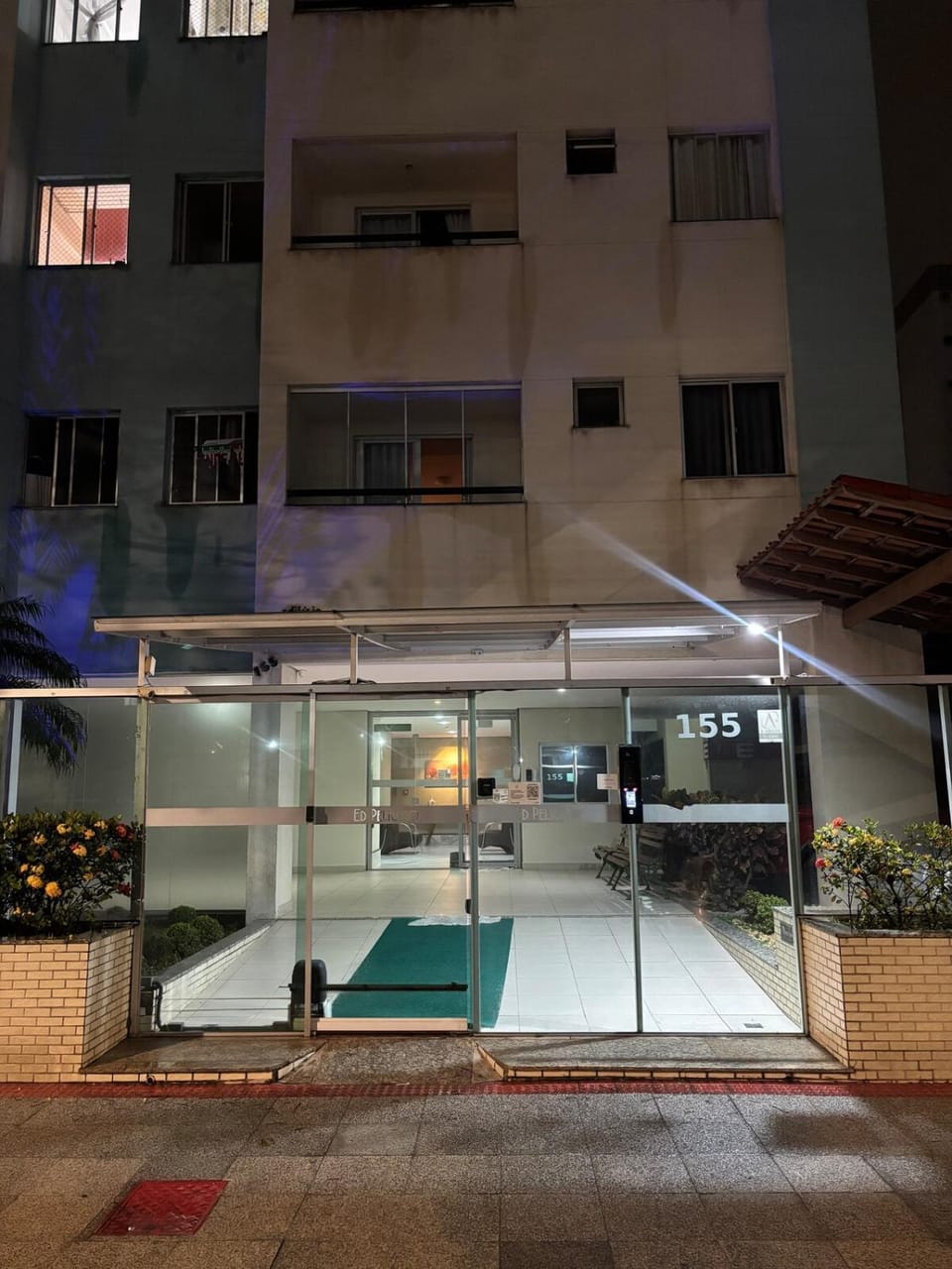 Quarto Privativo em Vila Velha, Tranquilo e Bem Localizado Apartment in Vila Velha