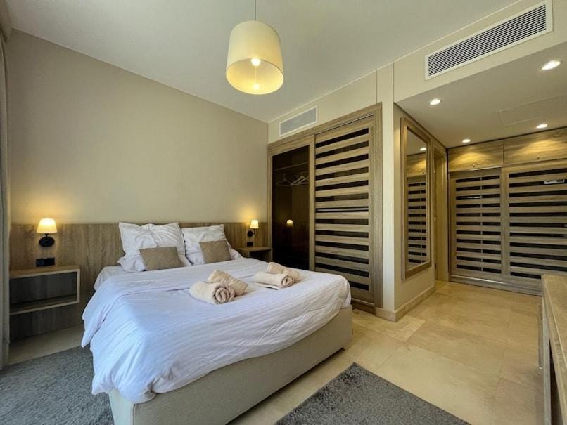 Mangroovy The Liquid Luxury 1br Ground pool front Apartment in Hurghada