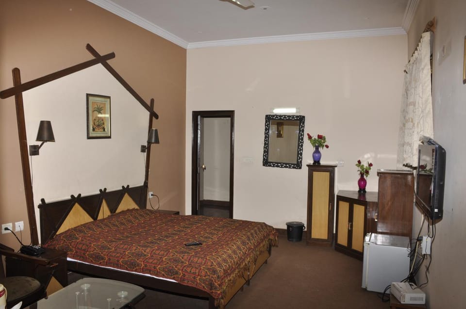 Hotel Pratiksha Hotel in Uttar Pradesh