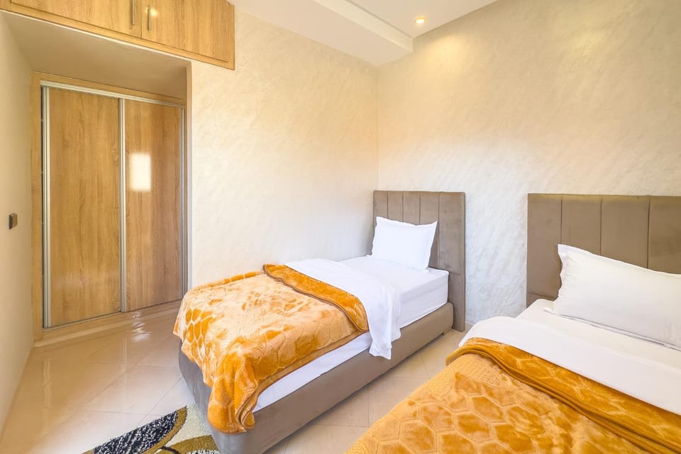 Bed, Photo of the whole room, Bedroom, towels, wardrobe