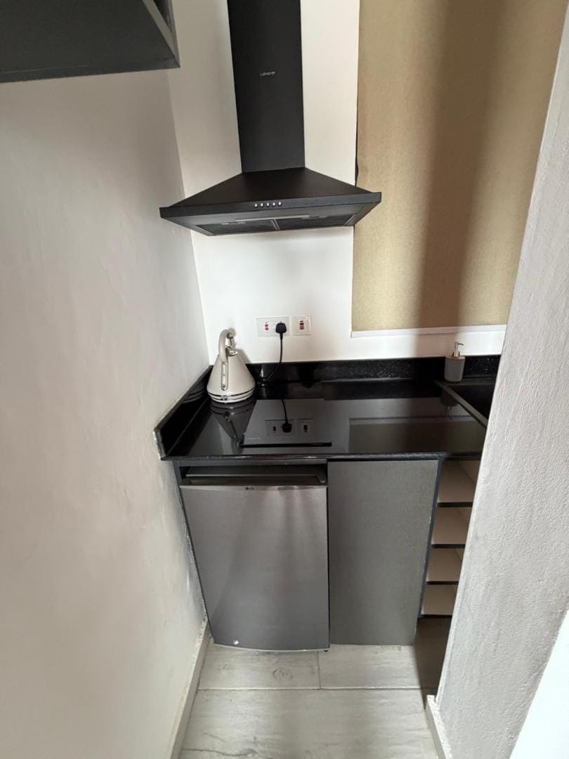 1 Pees Place Apartment in Accra