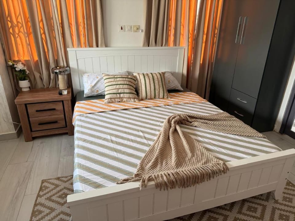 1 Pees Place Apartment in Accra