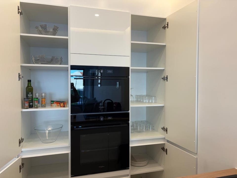Spacious Apartment 1BR with Sofa bed near Atomium, Expo 12 and ING Arena Apartment in Flanders