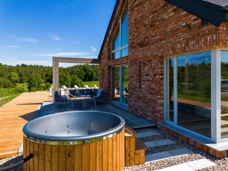 Natural landscape, Hot Tub, Pool view