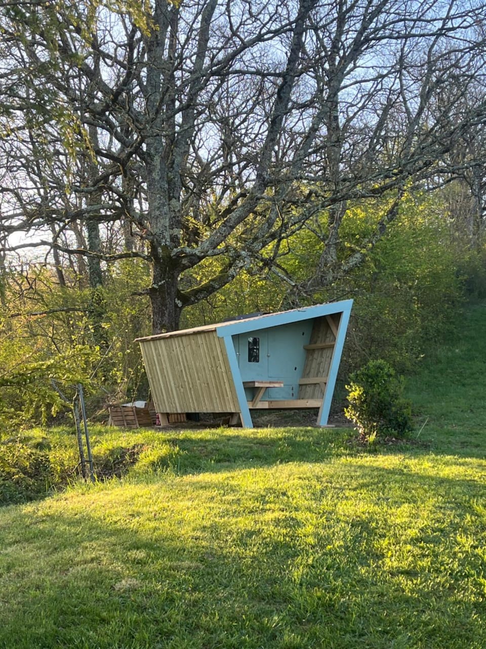 Cabane étape Campground/ 
RV Resort in Occitanie
