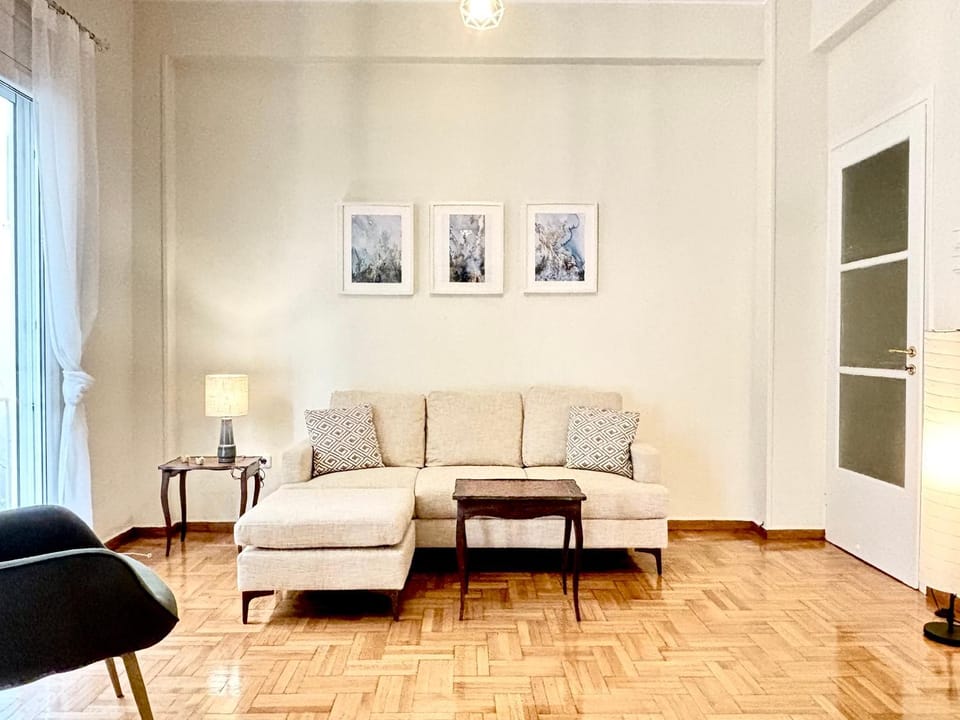 Cozy apartment in Plaka Apartment in Plaka