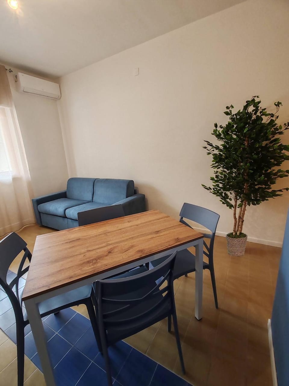 Living room, kitchen