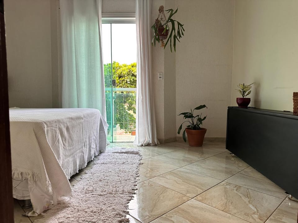 Quarto privativo perto do aeroporto Vacation rental in State of Goiás