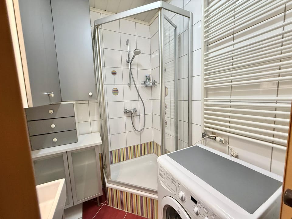Stylish Apartment Near Airport Apartment in Vienna