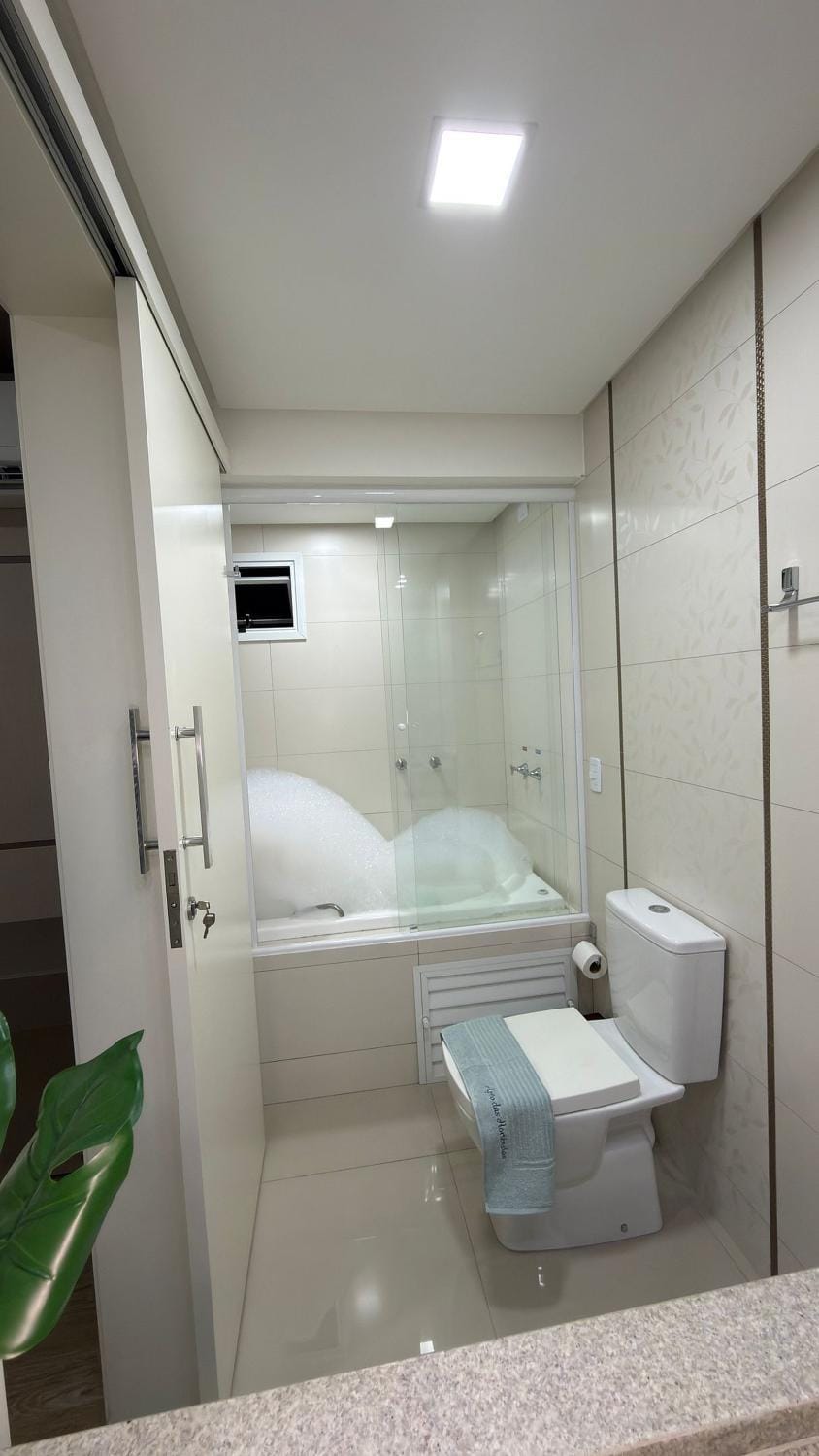 Shower, Hot Tub, Bathroom