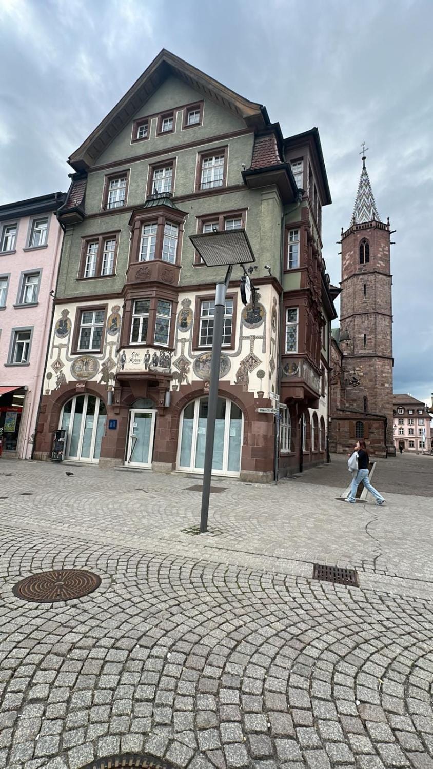 Property building, Landmark view, Street view