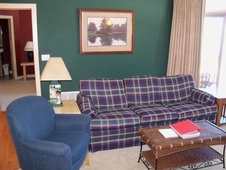 I'll Be Back Ski inout condo Apartment in Michigan