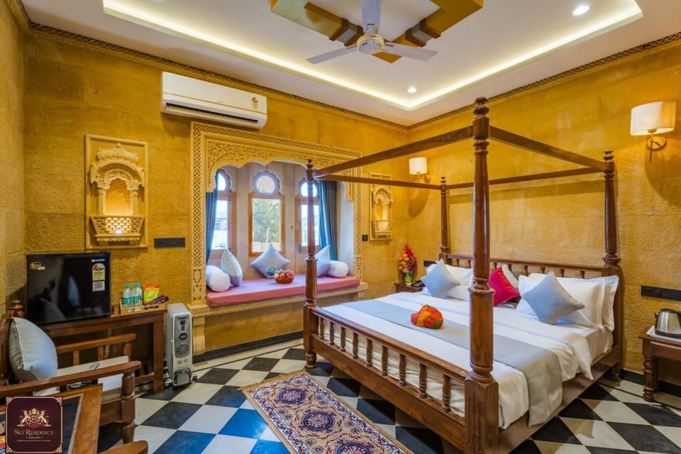 Communal lounge/ TV room, Bed, TV and multimedia, Living room, Photo of the whole room, Seating area, Evening entertainment, Bedroom, fireplace, air conditioner