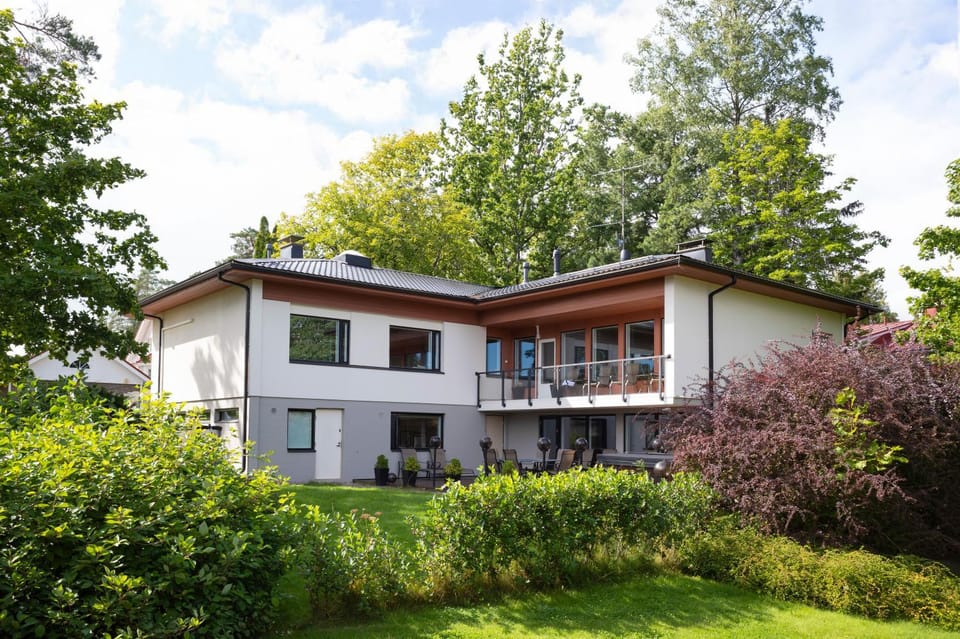 Finnish Villa with Pool and Sauna near Helsinki Villa in Uusimaa