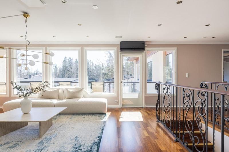 Living room, Seating area