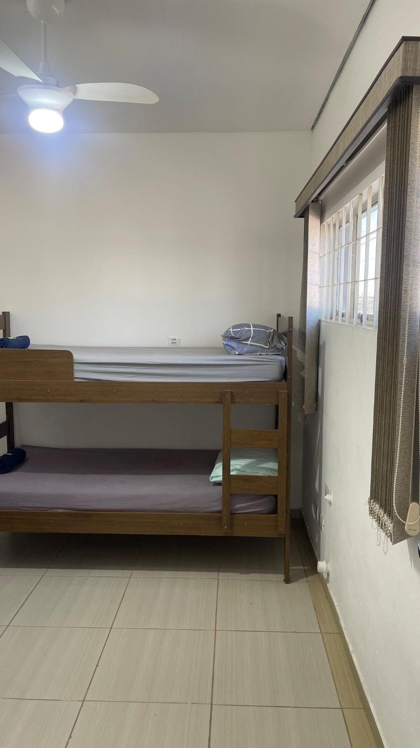 Bedroom, bunk bed