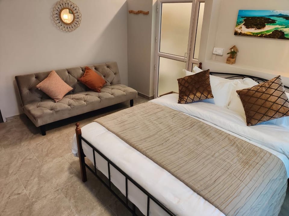 Luxury Grand Bay 40m2 Poolside Groundfloor studio Apartment in Mauritius