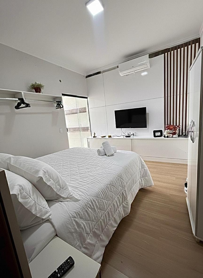 Casa Inteira Climatizada e Luxuosa 3 Quartos House in State of Minas Gerais, Brazil