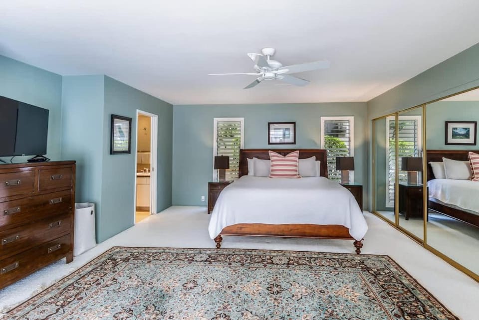 Luxury Hale Mahina North Shore Oasis with Solar Heated Pool House in Princeville