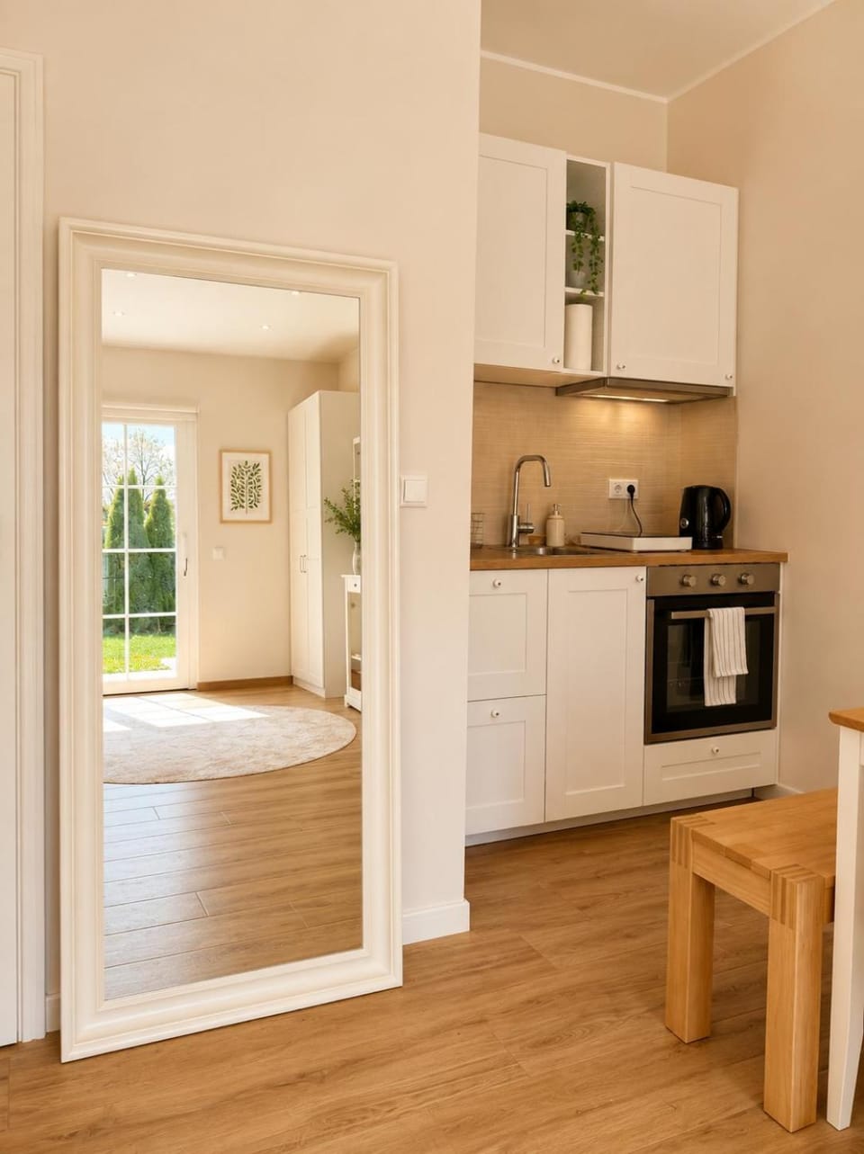 Kitchen or kitchenette