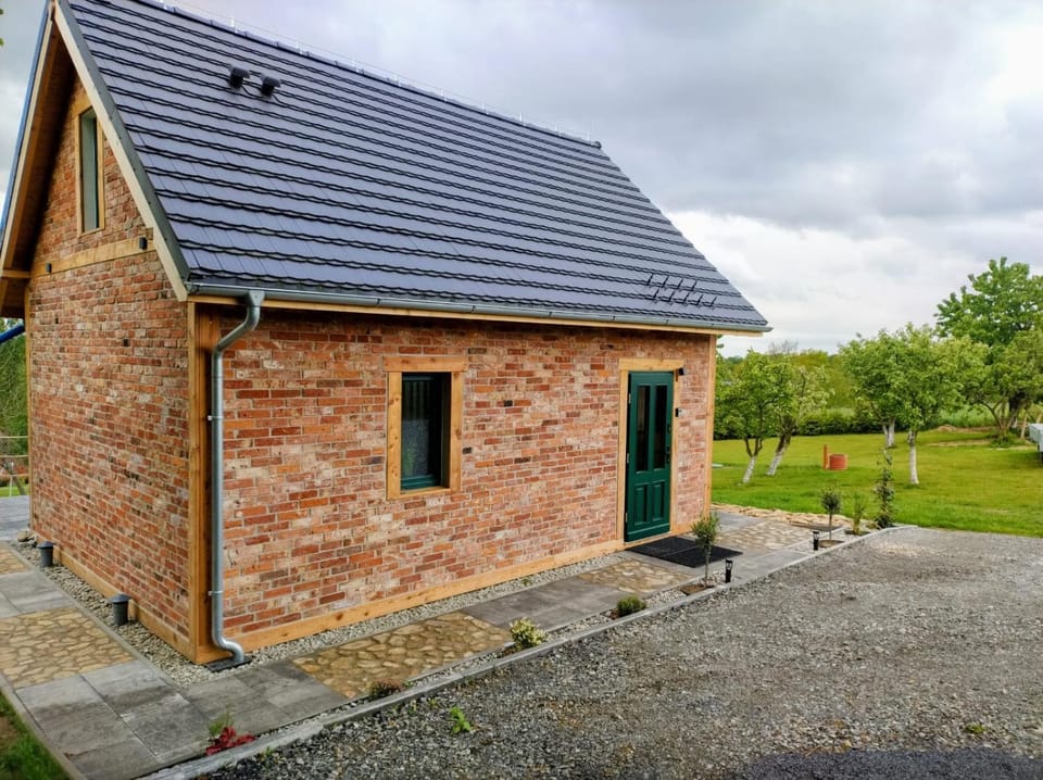 Bajuszowa Chata House in Lower Silesian Voivodeship