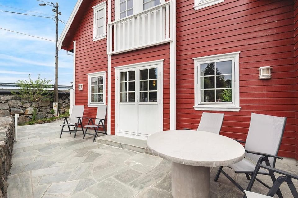 Great cabin by the sea, fantastic fishing area Cabin in Rogaland