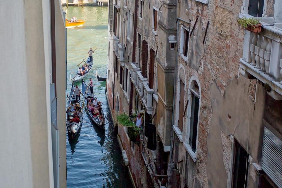 G4 Steps from St Mark's Authentic Venetian Home Apartment in San Marco