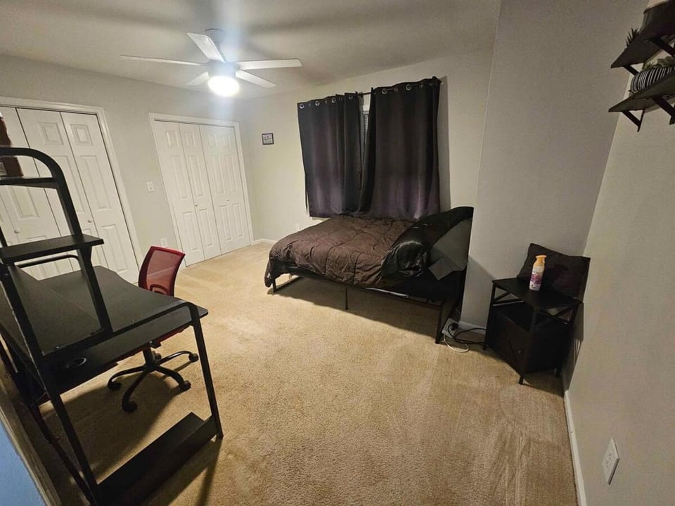 Cozy house 30 mins from beach & near colleges! House in Salisbury