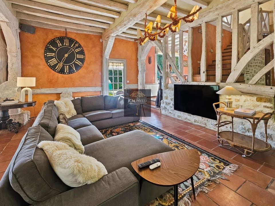 TV and multimedia, Seating area, heating