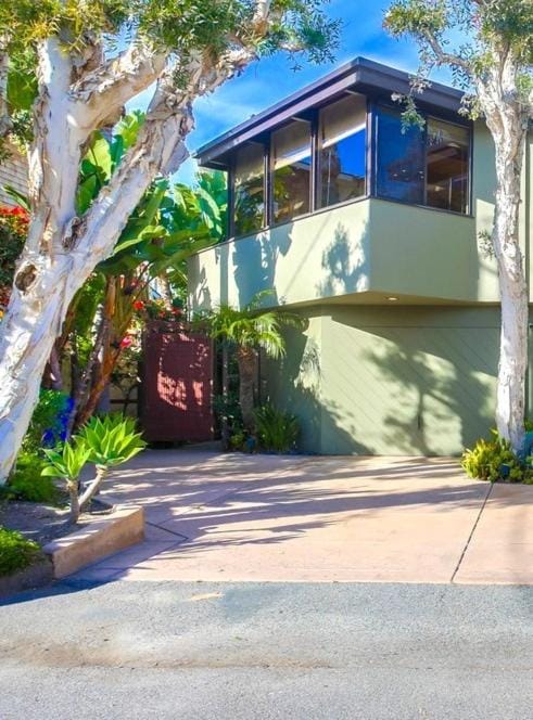 Blocks From The Beach - The High Tide in Del Mar House in Del Mar